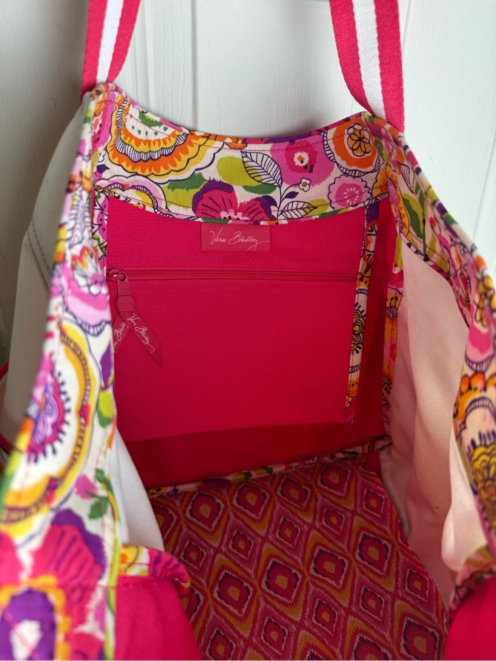 NWT Vera Bradley Clementine Large Colorblock Tote Retired Pattern
